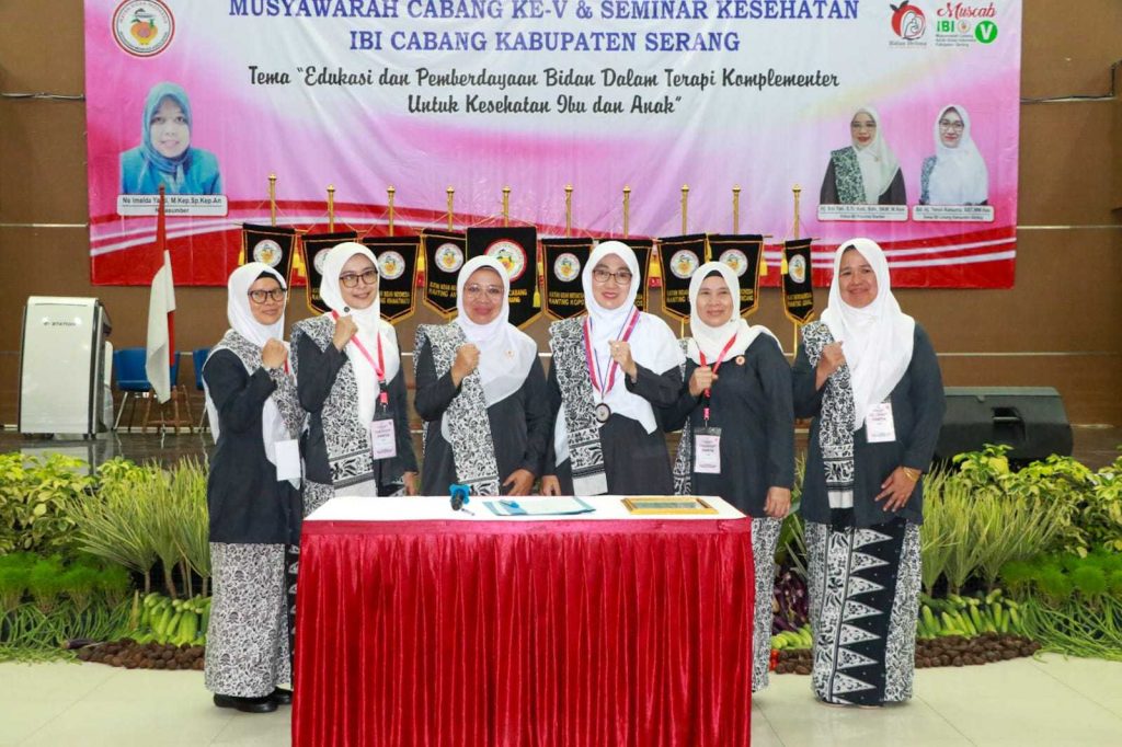 565e180feb3f9d77565e180feb3f9d77314efa54-1aac-4263-8389-ec13af533b20