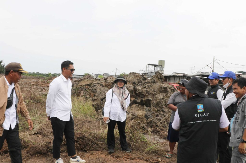 a7abe03b5eaea46fa7abe03b5eaea46f6d7acb4c-12a2-418f-ba47-29951428862d