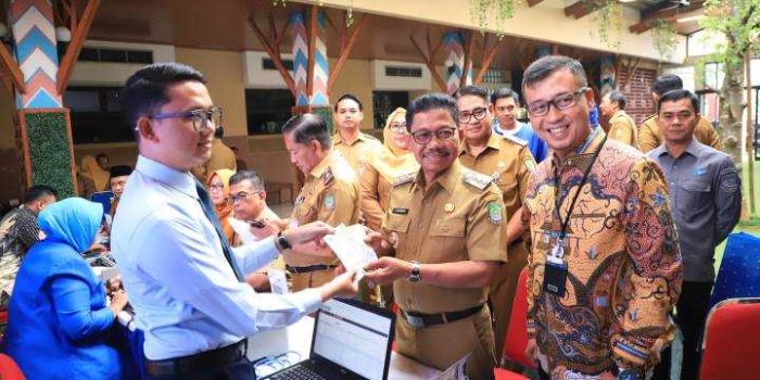 2ee9cc18ae56111a2ee9cc18ae56111a017e3103-0bda-46cd-aee0-88550debb2a8