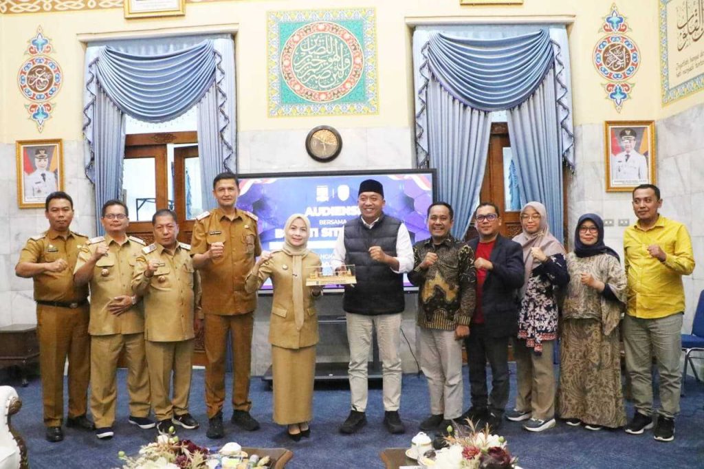 3c4a50c3cdb5b7f73c4a50c3cdb5b7f797d00efe-ca46-47f0-9a58-658f8dbdf9d0