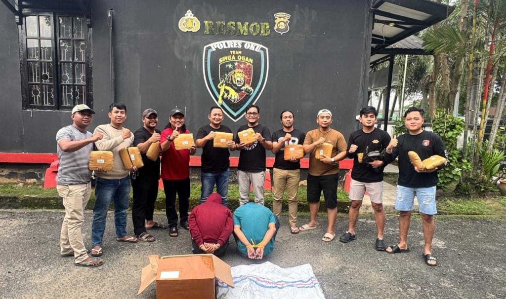 78abdc85624d3d9678abdc85624d3d96b54348b8-5a5d-4580-a112-a83e23482db3