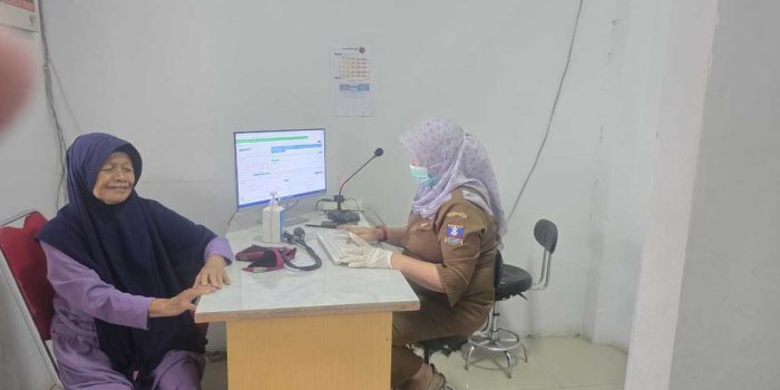 ab32d75bd94279a4ab32d75bd94279a445ff61ce-8245-410f-a74f-d258f3b31d63