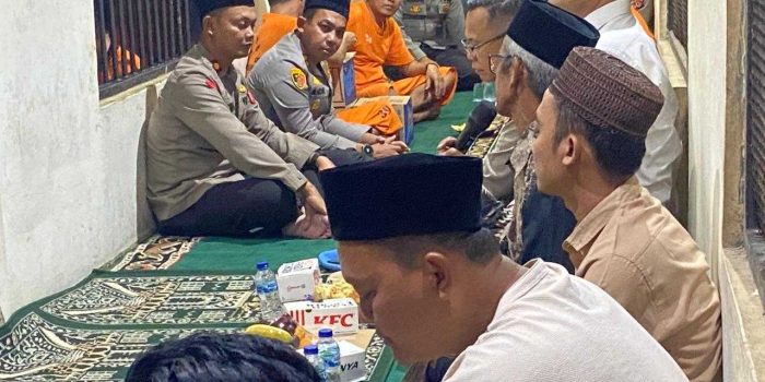 ade0ed500631b02aade0ed500631b02a6ce2ff70-95b0-4528-9300-504bc23baba4