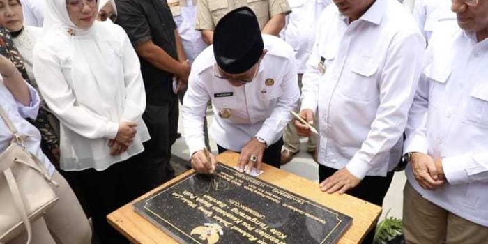 c7472b0137d82afdc7472b0137d82afdd522ba02-58e7-4514-84df-15866df40417