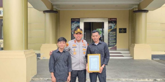 dfea4bfd69d2275bdfea4bfd69d2275b19ff87d4-8785-44d7-9653-ff5b7b71ec27