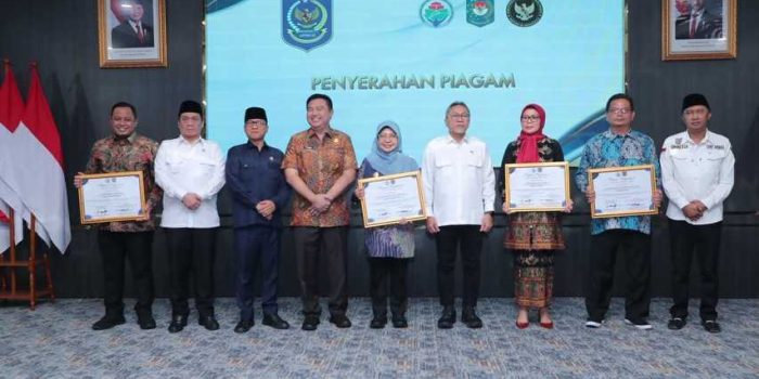 f600a8d72eaf1d7df600a8d72eaf1d7dfd9dee55-e633-477f-ae26-d761ad8b9f83