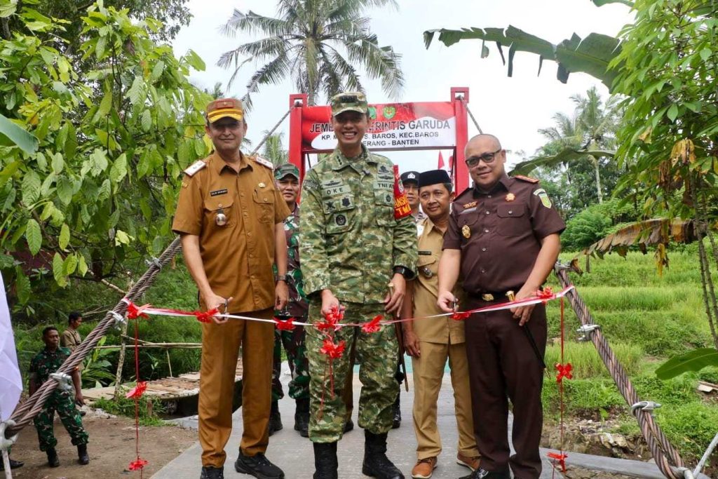 9beb48defbbbb96b9beb48defbbbb96b32d6338b-7ef8-48ac-a158-e8a9b24c61b1