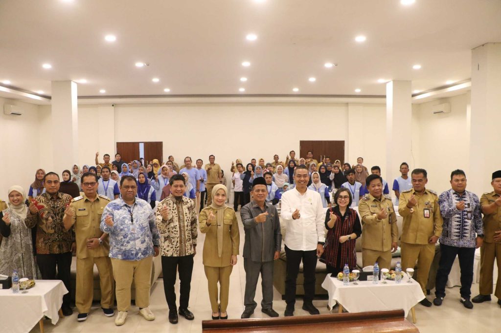 5813a7dfbd999ffa5813a7dfbd999ffa0f13e35b-9584-4015-abd5-4fd9eb835421