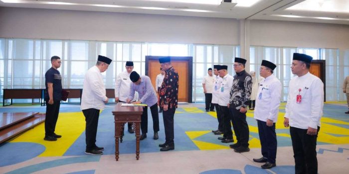 96be982f5575afea96be982f5575afeae05eb128-d562-427a-8afa-67e5a337ebba