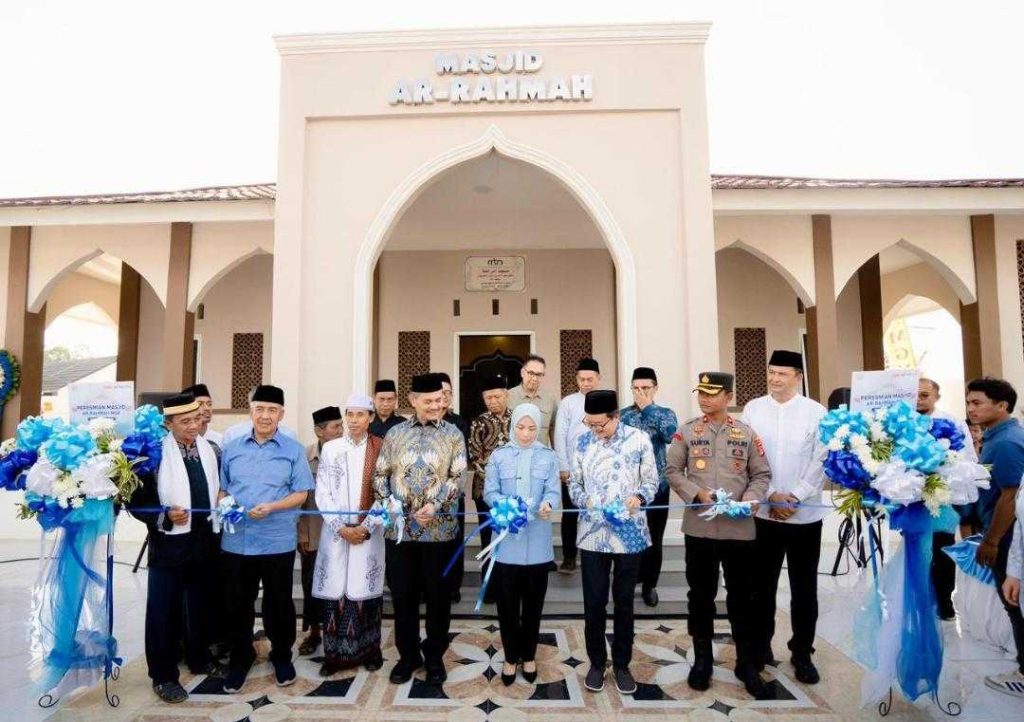 bff2b15e5b370851bff2b15e5b370851c0023121-7d42-435b-89fe-fd051f809aef