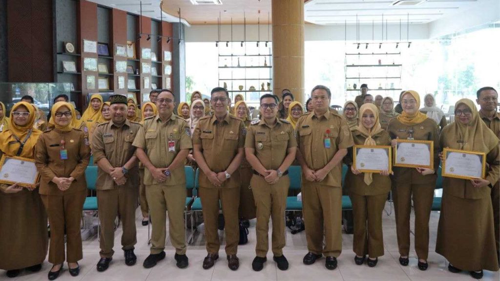 e74f976ad32e49f9e74f976ad32e49f977f9b165-1e45-40dd-b55c-1d882b345e81