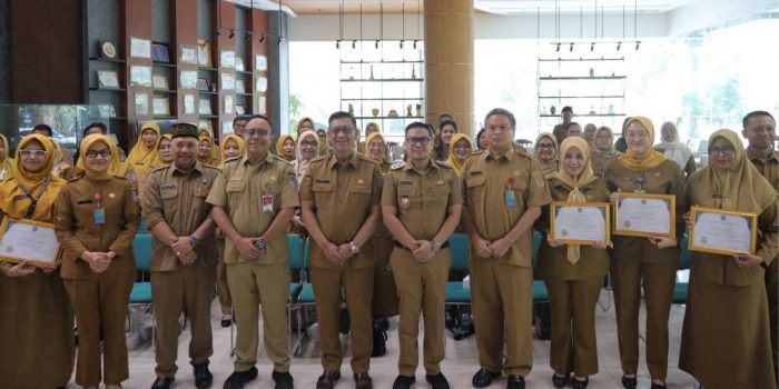 e74f976ad32e49f9e74f976ad32e49f977f9b165-1e45-40dd-b55c-1d882b345e81