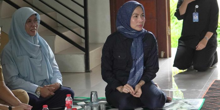 eb2166a208a8b474eb2166a208a8b474fe03506d-0a2c-4fa3-ab43-01bec8c68175