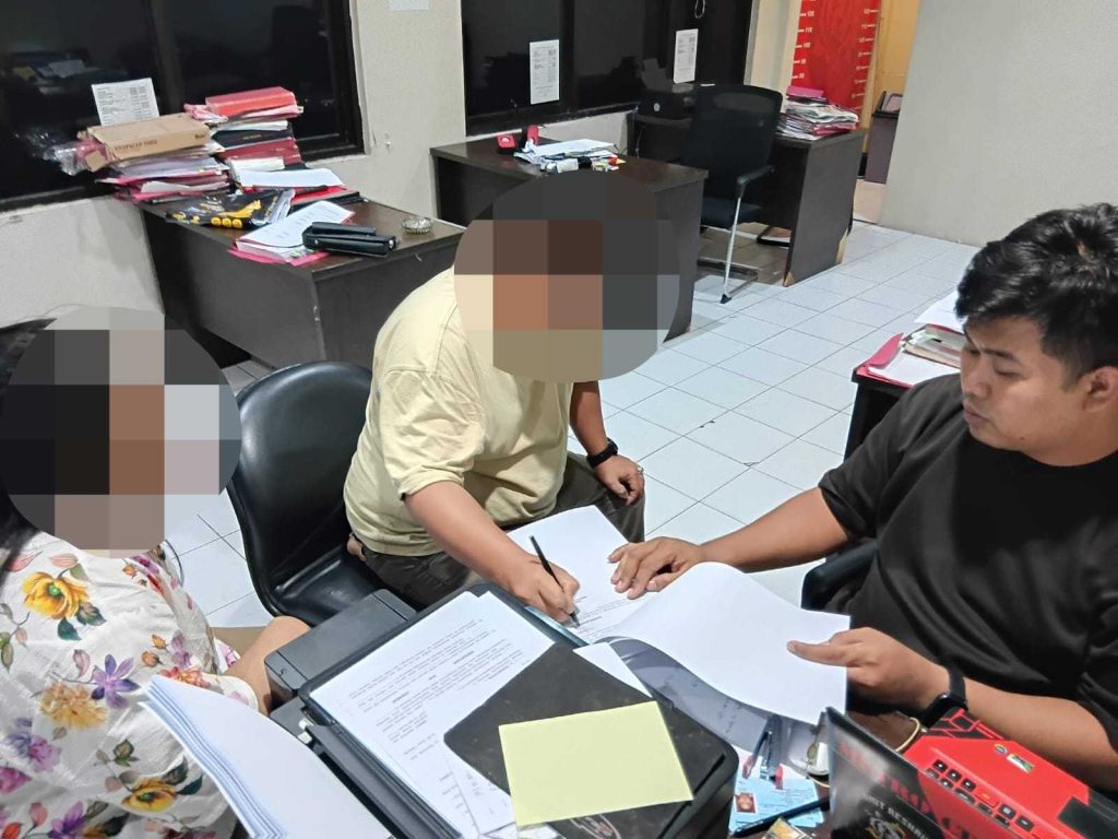 f9aec890255115b3f9aec890255115b3ae1d05ae-2e4c-4a21-ba43-70403ca8b07d